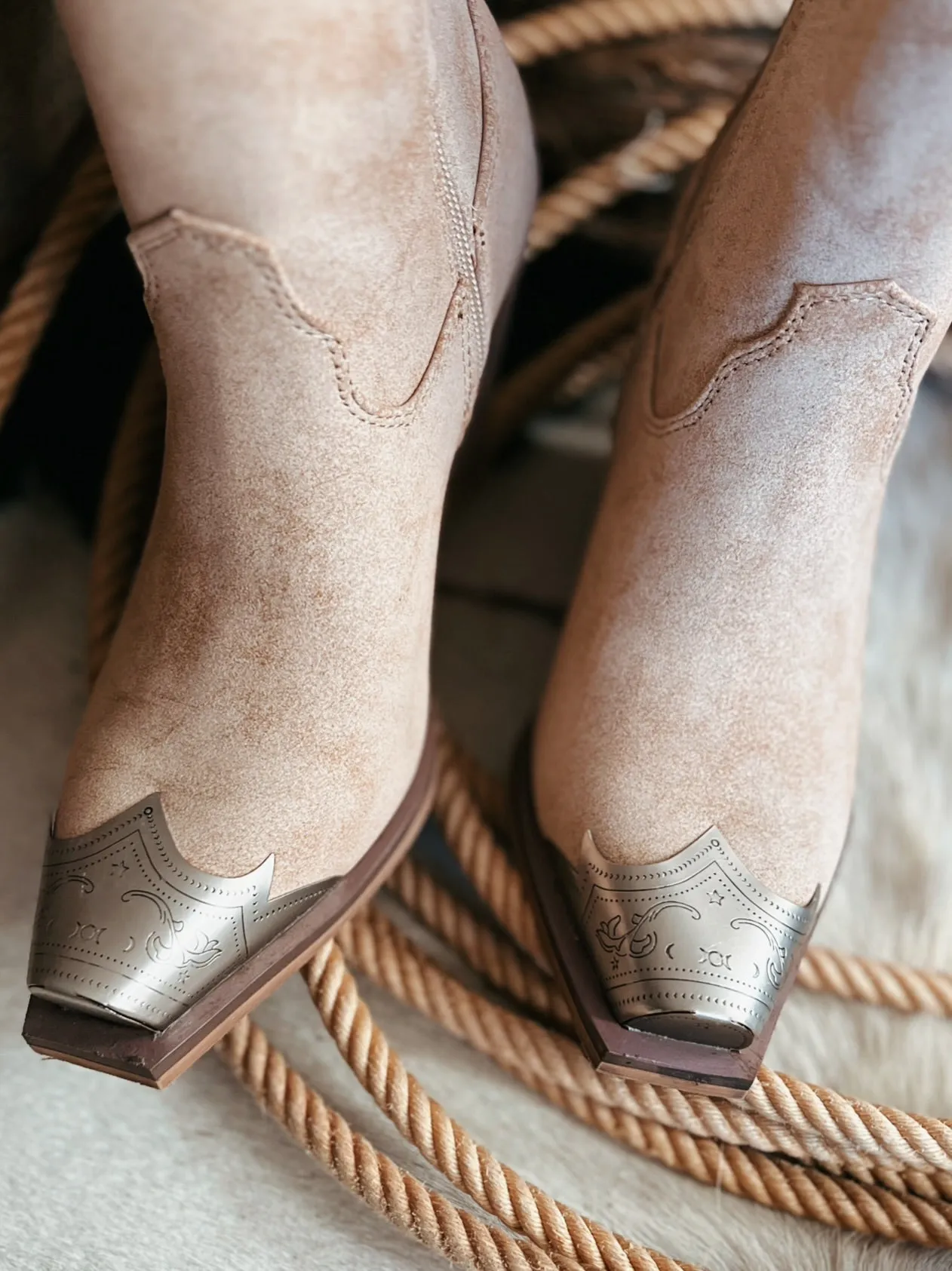 Jimi Nude Booties