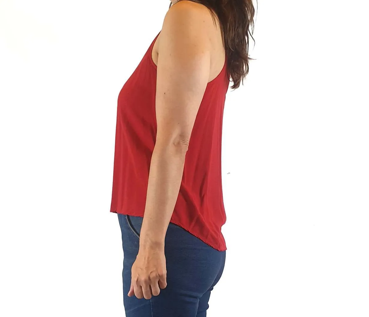 Kuwaii red singlet top size 6 (fits 6-8)