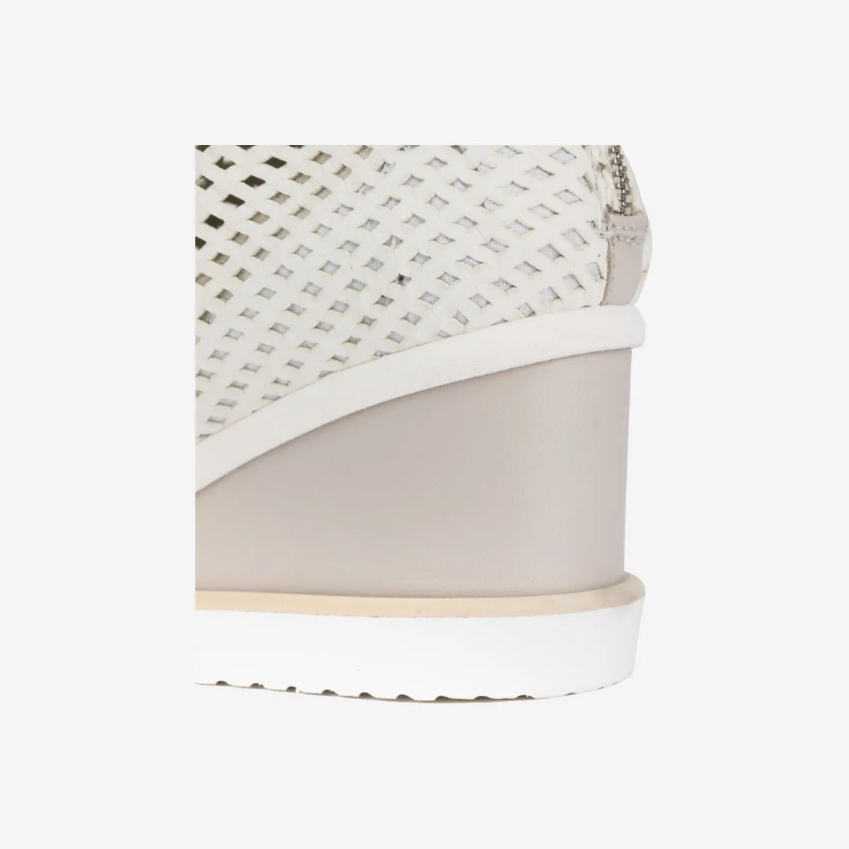 MEGAN MOE ELITE CREAM TOKYO CREAM