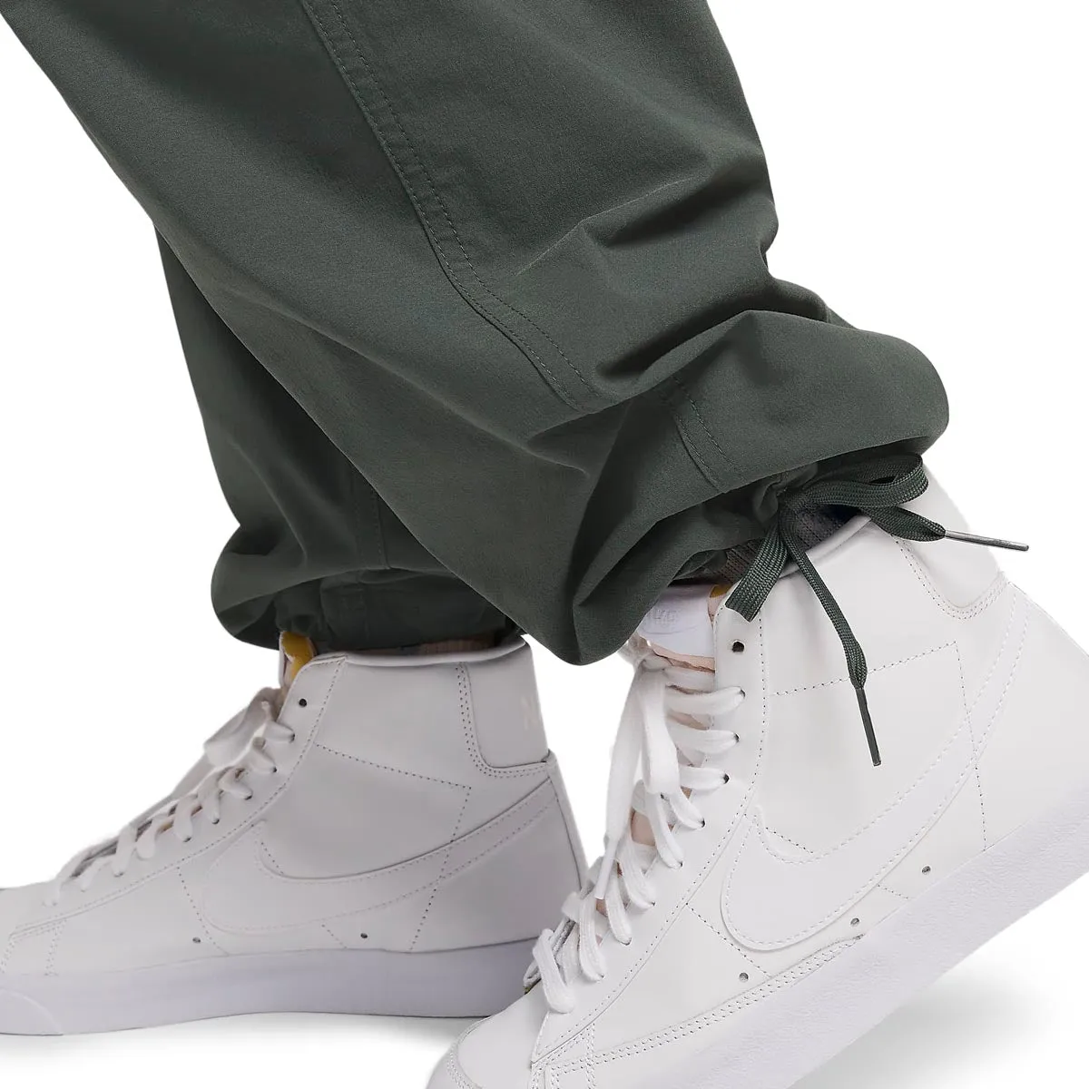 Nike SB Kearny Cargo Pants - Vintage Green/White