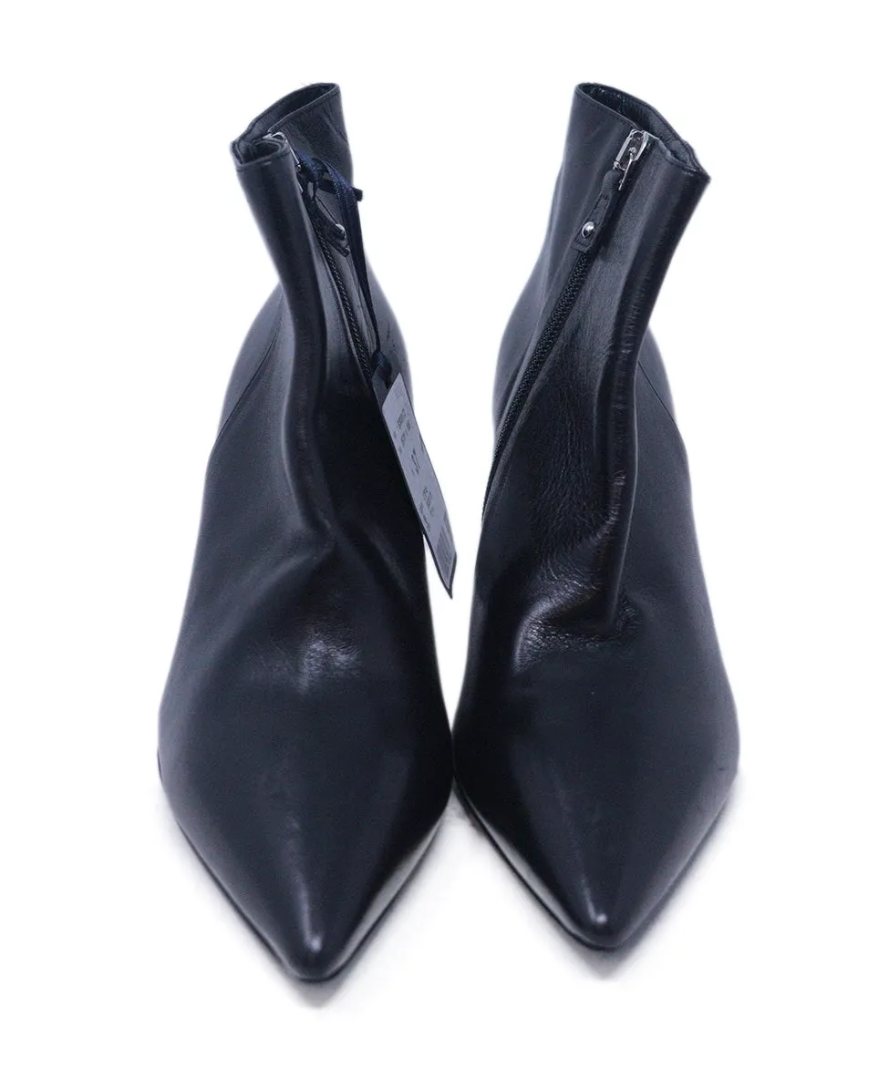 Peserico Black Leather Booties sz 7