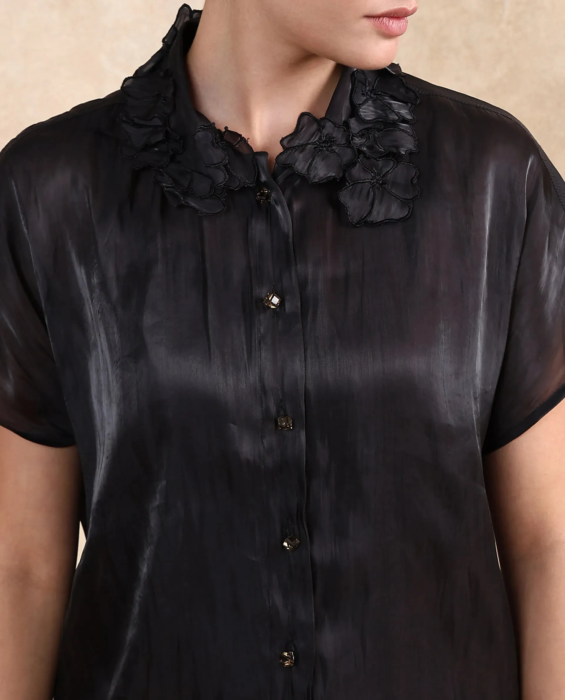 Rareism Women Varfa Black Short Sleeve Collared Neck Button Closure Boxy Fit Plain Shirt