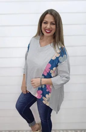 SAGE OVERSIZED COTTON FLORAL V NECK TOP