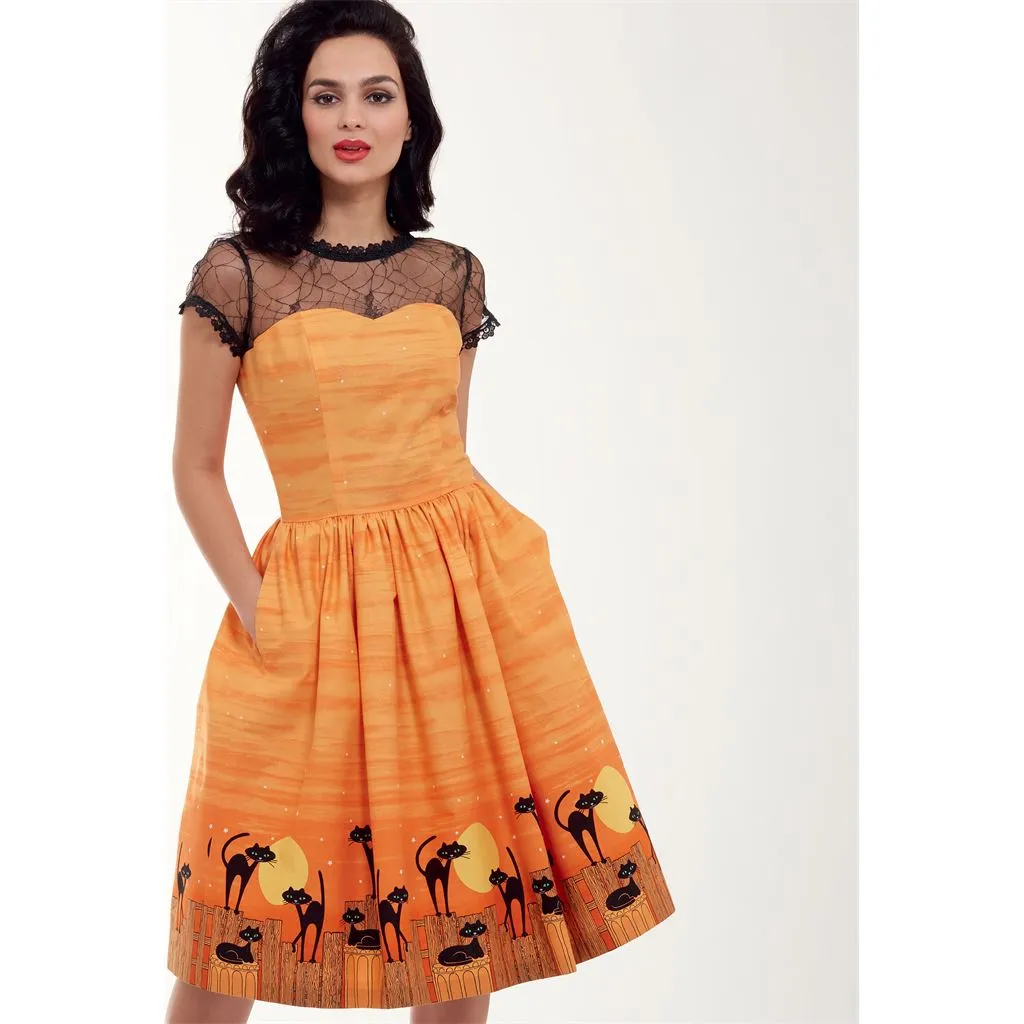 Simplicity Sewing Pattern S8979 Misses' Classic Halloween Costume