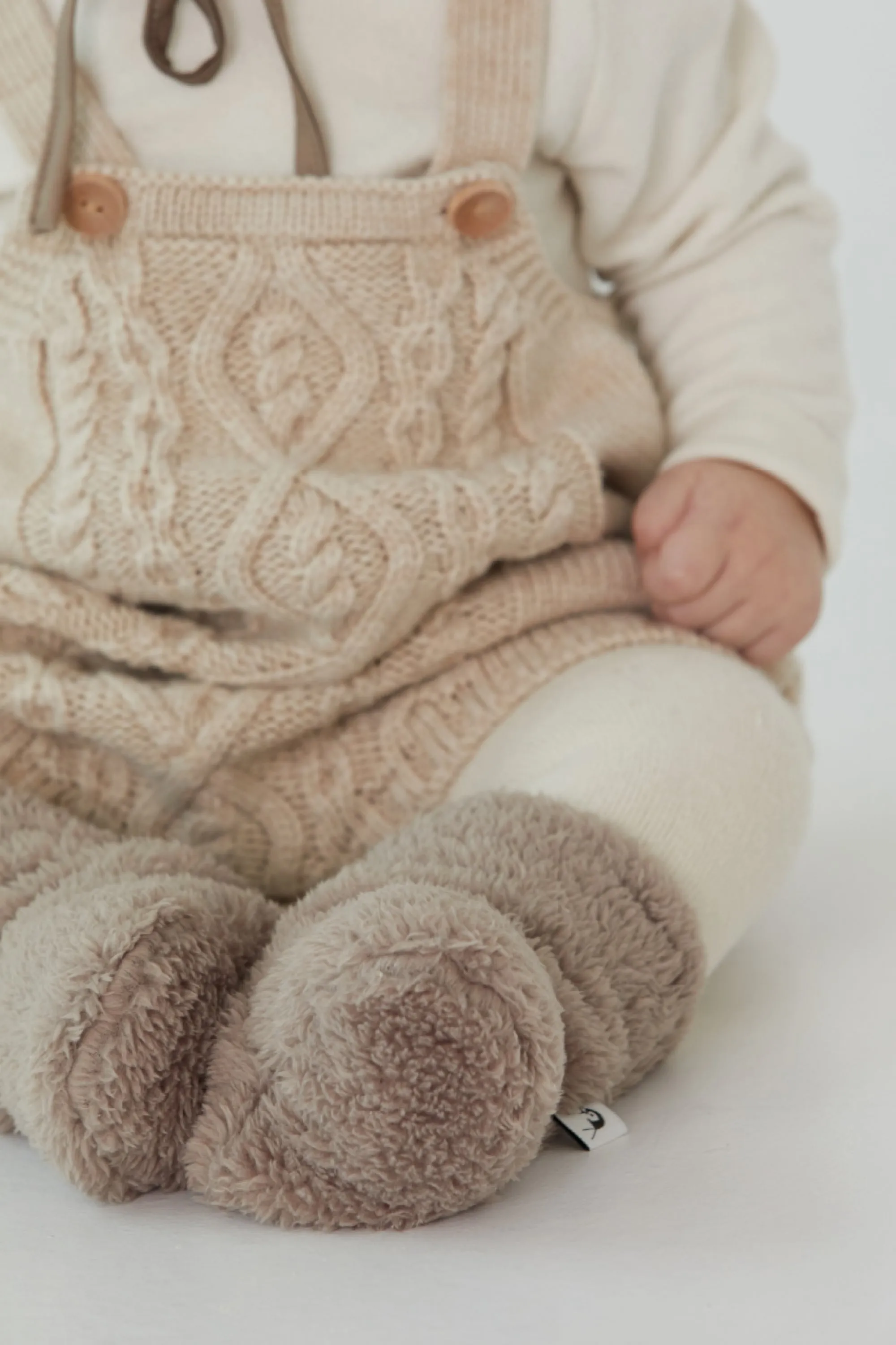 Soft Fluffy Booties (0-12M)