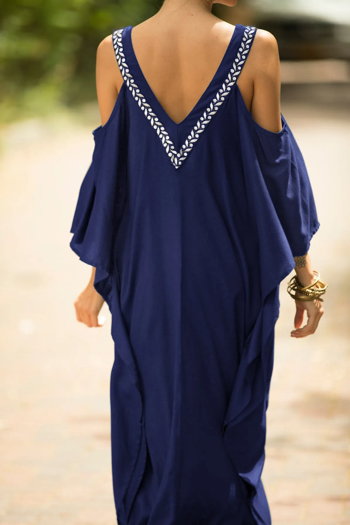 V Neck Embroidered Kaftan Cold Shoulder Beach Cover Up"