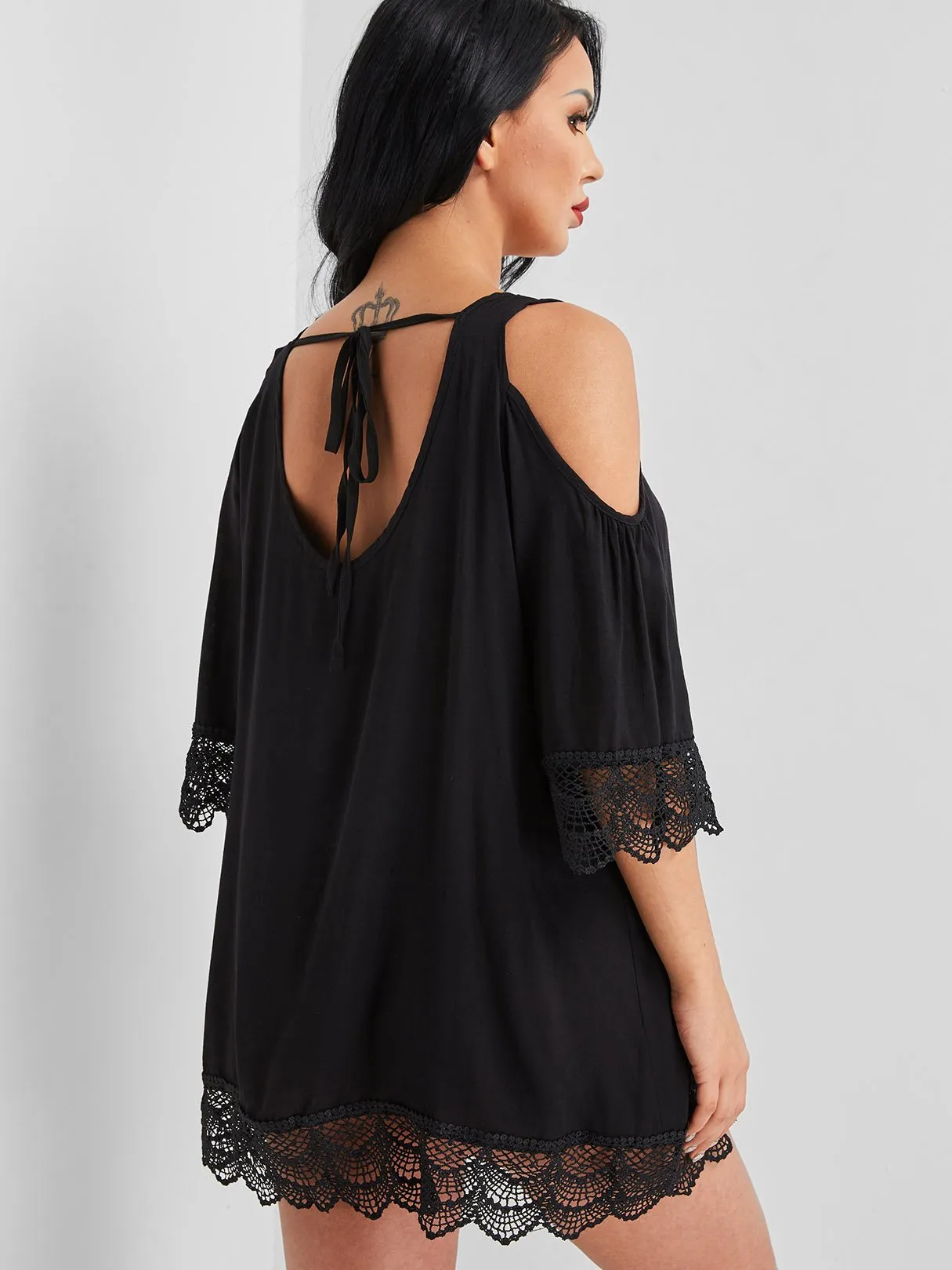 Wholesale Scoop Neck Cold Shoulder Lace Tie-Up 3/4 Length Sleeve Black Beachwear