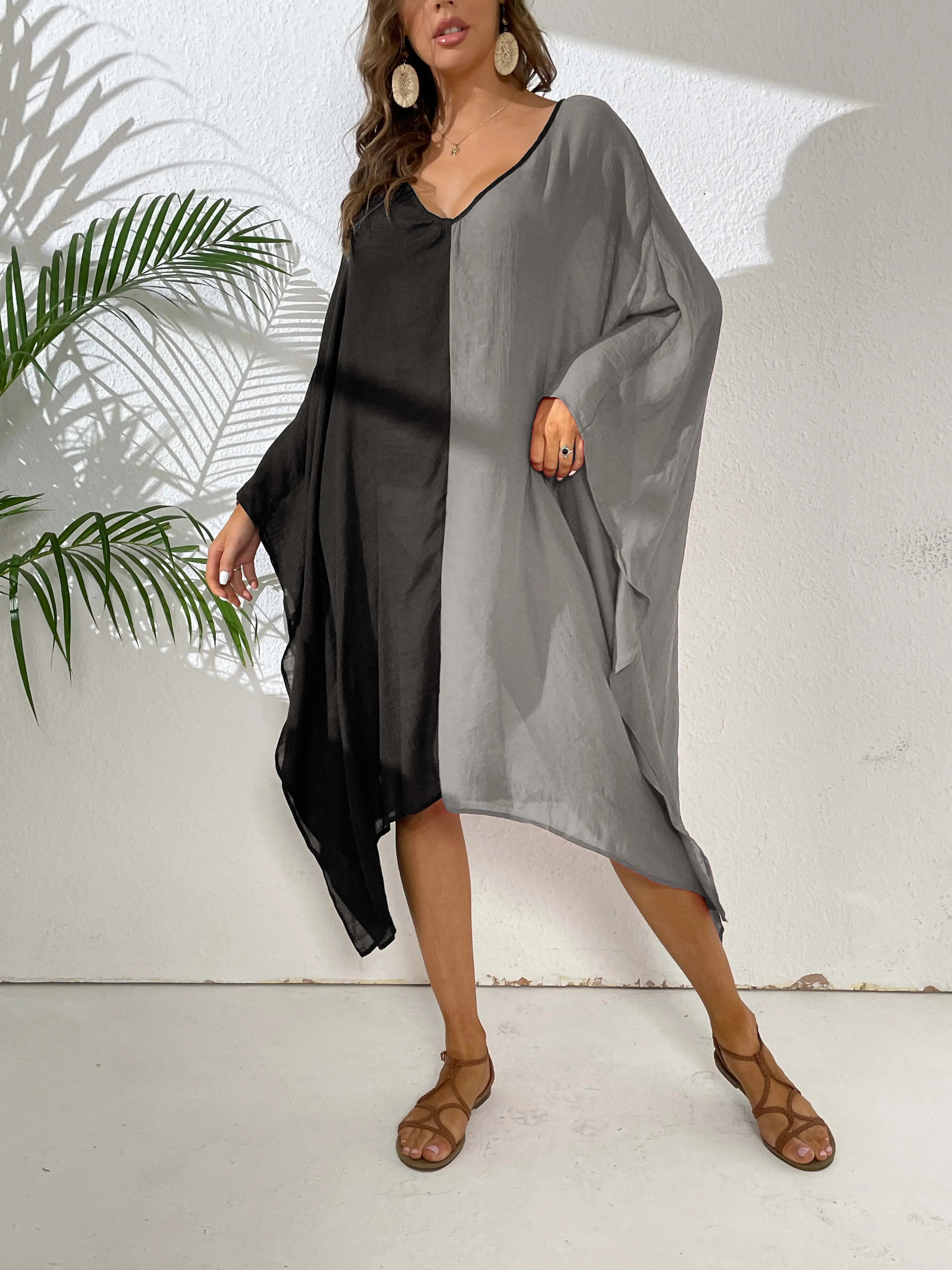 Women's V-Neck Swimsuit Coverup Black and Red Plus Size