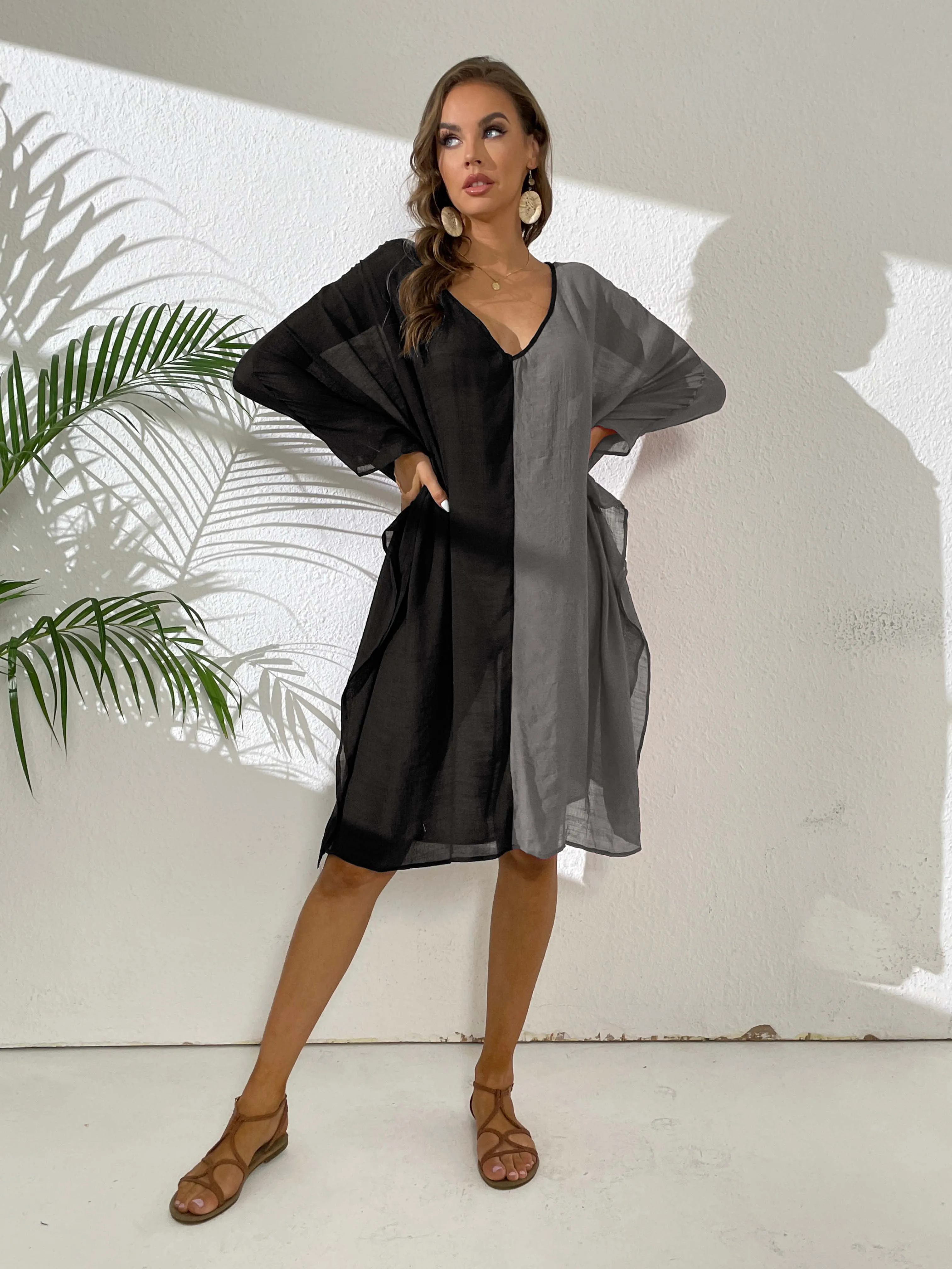 Women's V-Neck Swimsuit Coverup Black and Red Plus Size